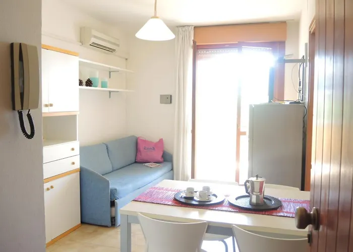 Fantastic One Bedroom With Swimming Pool * 비비오네